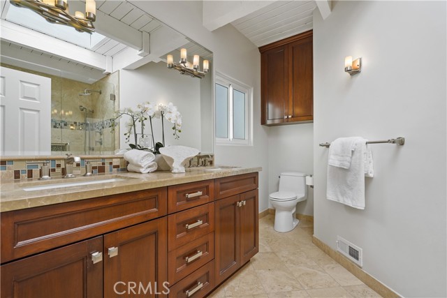 315 23rd Street, Manhattan Beach, California 90266, 3 Bedrooms Bedrooms, ,1 BathroomBathrooms,Residential,Sold,23rd Street,SB22006593