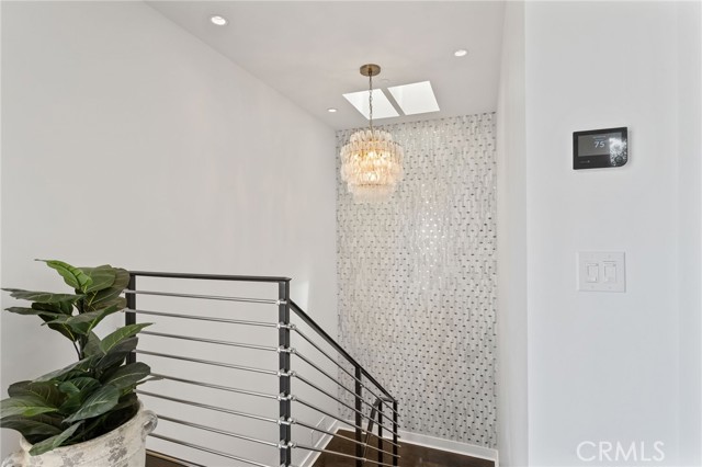 444 Morning Canyon Road, Corona del Mar CA: https://media.crmls.org/medias/09d84730-35a0-497d-86d2-3ec7af903b0b.jpg