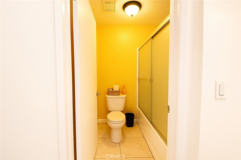 https://media.crmls.org/medias/09da57f6-a858-4b5e-acb1-9c859d2095c4.jpg?preset=X-Large
