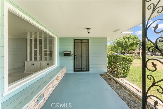 Detail Gallery Image 6 of 43 For 3002 Muscupiabe Dr, San Bernardino,  CA 92405 - 3 Beds | 1/1 Baths