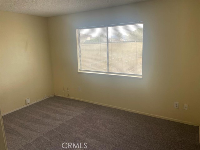 Detail Gallery Image 16 of 19 For 2900 East Avenue R7, Palmdale,  CA 93550 - 4 Beds | 2 Baths