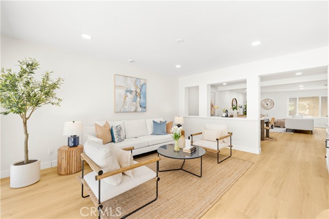 6511 E Circulo Dali, Anaheim Hills CA: https://media.crmls.org/medias/09dcf0b9-2263-4027-9845-52e7fceb7d4c.jpg
