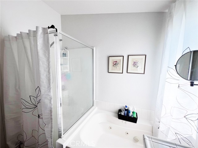 Detail Gallery Image 14 of 23 For 28303 Sycamore Dr, Saugus,  CA 91350 - 3 Beds | 2/1 Baths