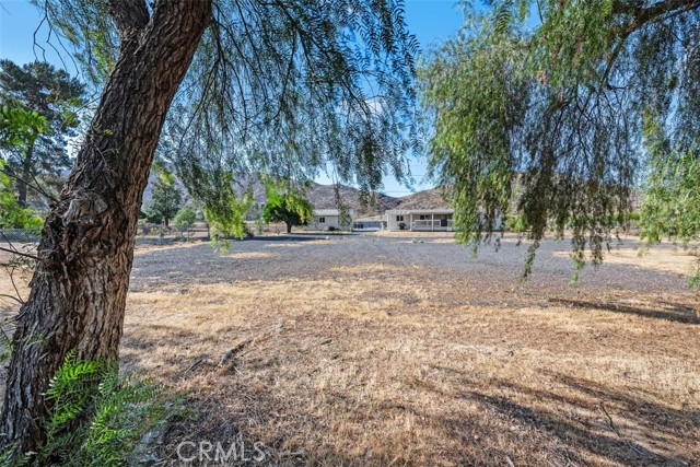 33075 Grand Avenue, Winchester CA: https://media.crmls.org/medias/09dde176-14d4-4e39-ba50-8c50da8f5c84.jpg