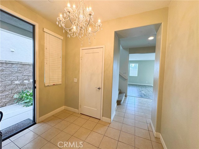 Detail Gallery Image 5 of 18 For 9741 La Vine Ct, Rancho Cucamonga,  CA 91701 - 4 Beds | 3/1 Baths