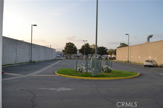 916 W Burbank Boulevard, Burbank, California 91506, ,Commercial Lease,For Rent,916 W Burbank Boulevard,CRSR25070336