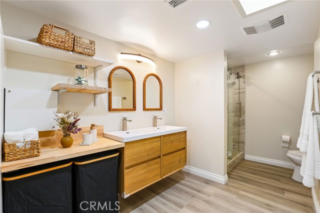 2270 Via Puerta #Unit N, Laguna Woods CA: https://media.crmls.org/medias/09df3b52-16f7-4662-99a1-ea1593995d60.jpg