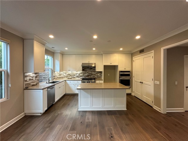 Detail Gallery Image 12 of 37 For 146 Stallion, Irvine,  CA 92602 - 3 Beds | 2/1 Baths