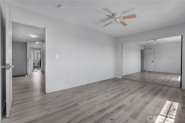 2200 E 105th Street, Los Angeles CA: https://media.crmls.org/medias/09e06fda-d9ef-459f-8c20-b46dd36c1ee8.jpg