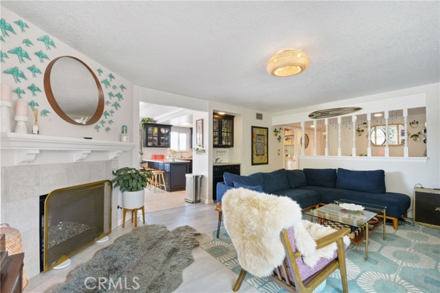 24450 Ward Street, Torrance CA: https://media.crmls.org/medias/09e0a13b-d931-45d8-8ec0-94b62d70db32.jpg