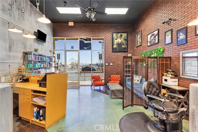 12044 Dunia Road, Victorville CA: https://media.crmls.org/medias/09e11542-1089-4cf6-82e9-eb083292c280.jpg