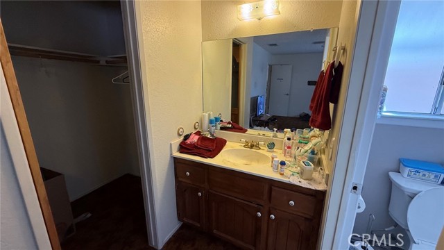 Detail Gallery Image 9 of 19 For 13370 Alta Vista, Victorville,  CA 92395 - 3 Beds | 3 Baths