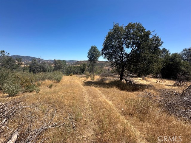 3896 B State Highway 140, Mariposa CA: https://media.crmls.org/medias/09e17ef2-a039-433c-ae94-fb5c11360be3.jpg
