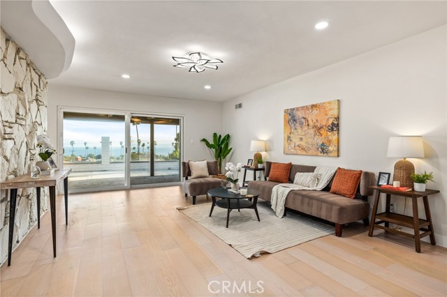 1741 Perch Street, San Pedro CA: https://media.crmls.org/medias/09e22a66-dcfb-44d5-b4ea-04a692f23e80.jpg