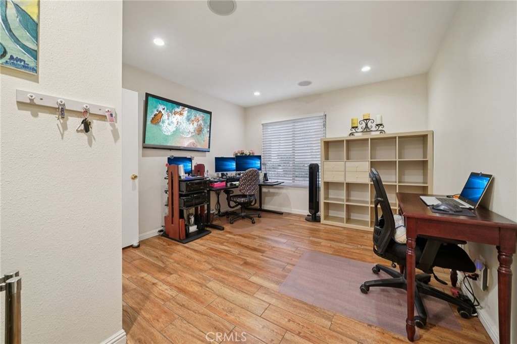 MLS #IV25265290 image #16