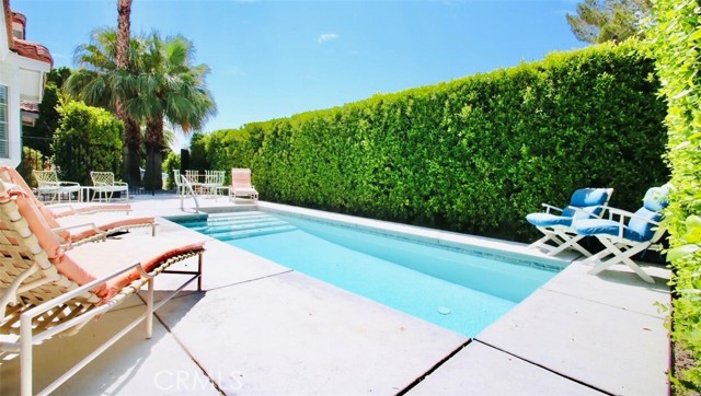 390 W Cortez, Palm Springs, CA 92262
