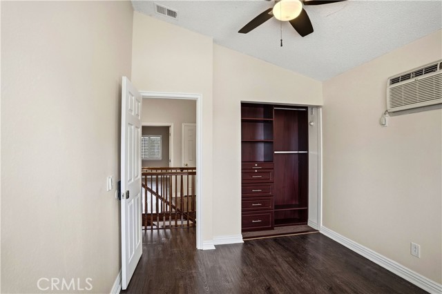 Image 29 of 62 For 6568 Balzac Circle