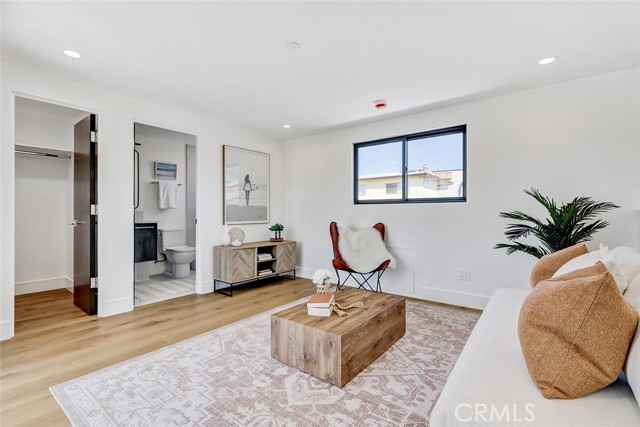 Detail Gallery Image 35 of 44 For 2005 Mathews Ave a,  Redondo Beach,  CA 90278 - 4 Beds | 5 Baths