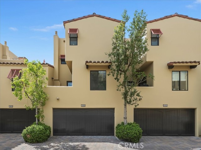 1045 Villorrio S, Palm Springs, CA 92262