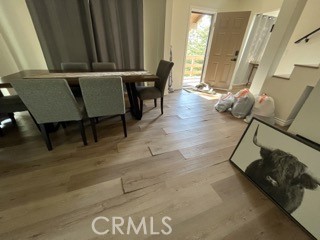 https://media.crmls.org/medias/09e49a2d-8e76-436a-b602-81f497f3940e.jpg?preset=X-Large