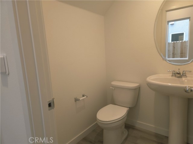 Detail Gallery Image 4 of 10 For 951 Pico, Chico,  CA 95973 - 4 Beds | 2/1 Baths