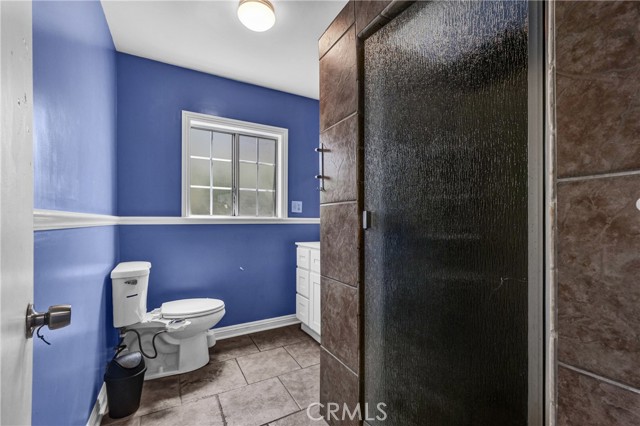 Detail Gallery Image 9 of 28 For 6418 Makee Ave, Los Angeles,  CA 90001 - 4 Beds | 2 Baths