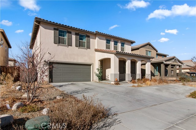 Detail Gallery Image 1 of 14 For 13262 Mesa View, Victorville,  CA 92392 - 5 Beds | 3 Baths