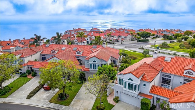 Image 38 of 45 For 17 Antibes  