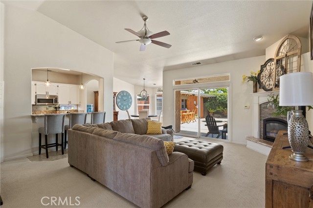 1491 Saratoga Drive, Chico CA: https://media.crmls.org/medias/09e779e4-3770-47ed-840f-aee2a77ccca2.jpg