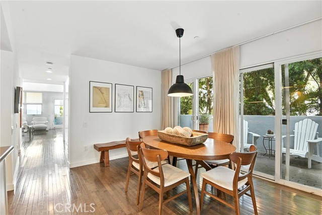 Detail Gallery Image 10 of 46 For 2203 3rd St #1,  Santa Monica,  CA 90405 - 2 Beds | 2/1 Baths