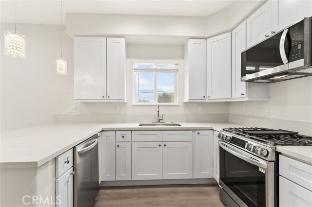 Detail Gallery Image 10 of 24 For 4508 Hedda St #2,  Lakewood,  CA 90712 - 3 Beds | 2 Baths