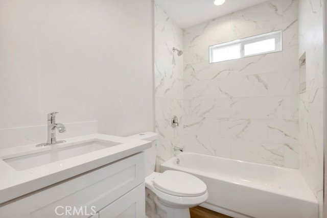 1234 W 89th Street, Los Angeles CA: https://media.crmls.org/medias/09e9317f-7229-46ec-8daf-3045684dff5e.jpg