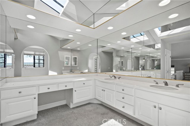 20905 Running Branch Road, Diamond Bar CA: https://media.crmls.org/medias/09e96ace-8653-4485-ad6a-091824bbc8a9.jpg
