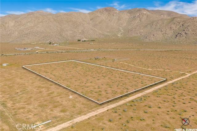 Detail Gallery Image 14 of 16 For 1 Las Piedras, Apple Valley,  CA 92308 - – Beds | – Baths