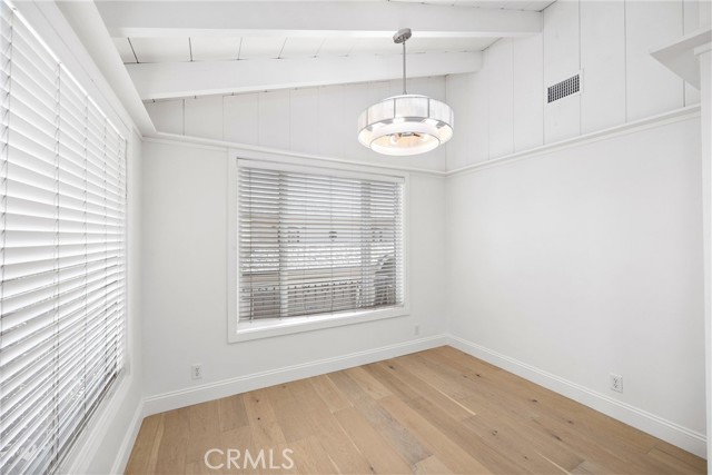 09e9de90 B645 4096 9c94 E63751ae49c9