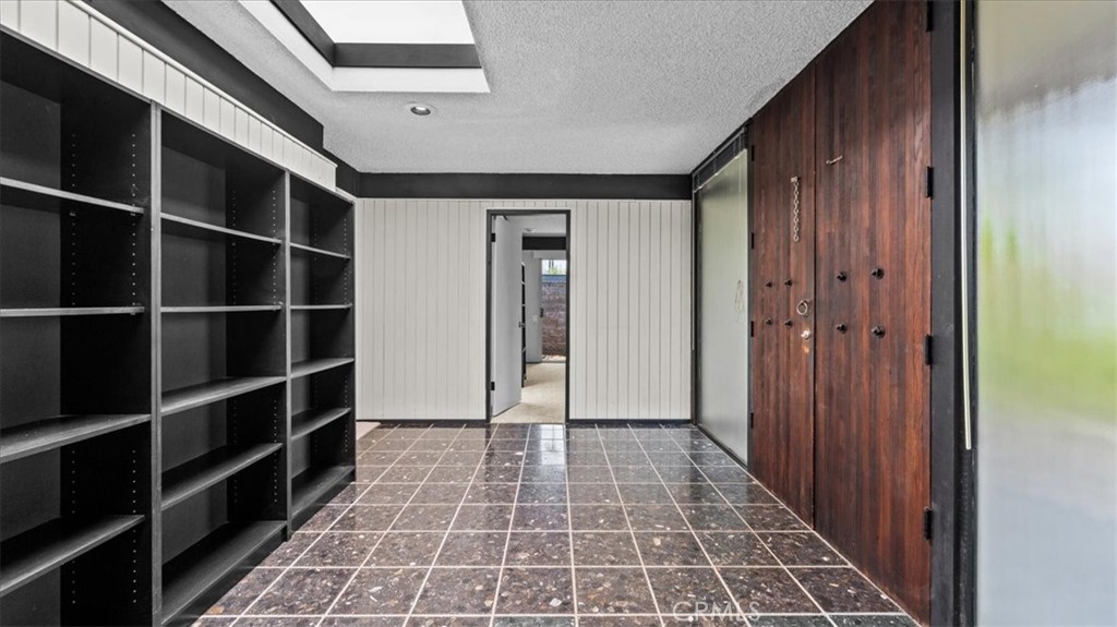 MLS #CV25142127 img 2