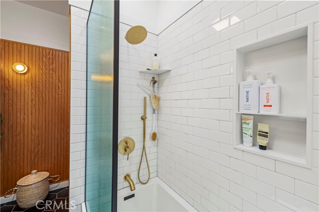 3511 E 2nd Street, Los Angeles CA: https://media.crmls.org/medias/09ea2f67-4726-4944-adb5-08e92bc9d1da.jpg