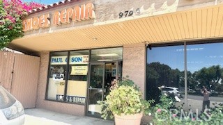 9798 Foothill Boulevard, Rancho Cucamonga CA: https://media.crmls.org/medias/09eae5b8-7f6f-455c-90f5-f7801b22571c.jpg