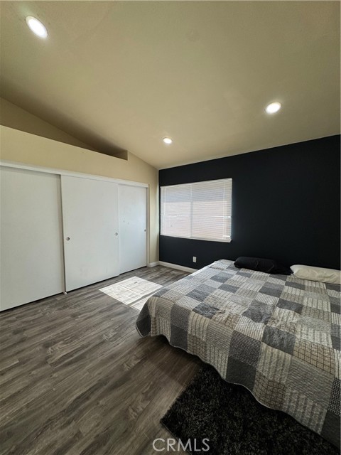 Detail Gallery Image 10 of 12 For 3932 W 5th #202,  Santa Ana,  CA 92703 - 3 Beds | 2 Baths