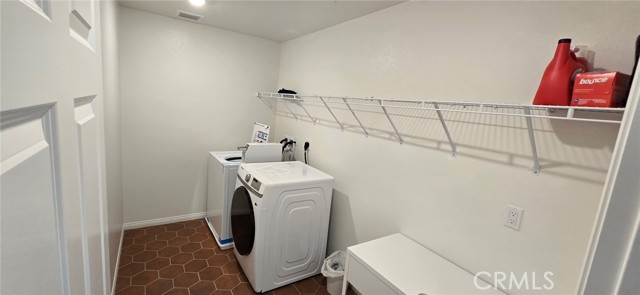 19427 Seeding Palace Circle, Riverside CA: https://media.crmls.org/medias/09ebd0de-7e59-4e53-9fbd-3bc82ffbb5e6.jpg