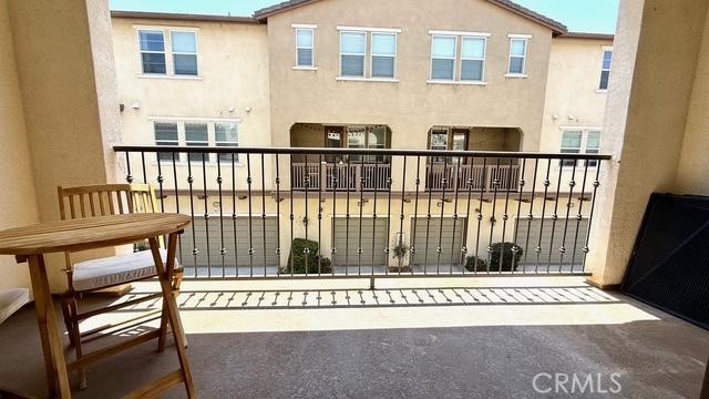 904 N Primrose Lane, Azusa CA: https://media.crmls.org/medias/09ed0422-7457-49ec-b565-0c442ea7819f.jpg