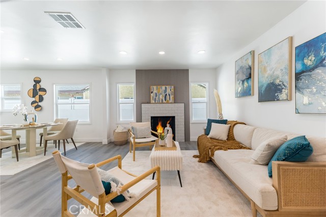 Detail Gallery Image 6 of 15 For 11912 Elkwood St, North Hollywood,  CA 91605 - 3 Beds | 2 Baths