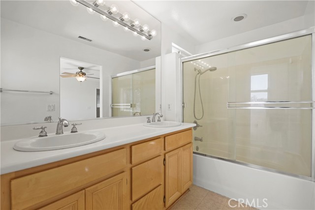 Detail Gallery Image 7 of 22 For 24578 Montevista, Valencia,  CA 91354 - 3 Beds | 2/1 Baths