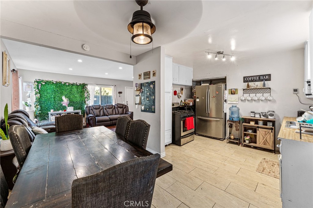 MLS #CV25270684 image #20