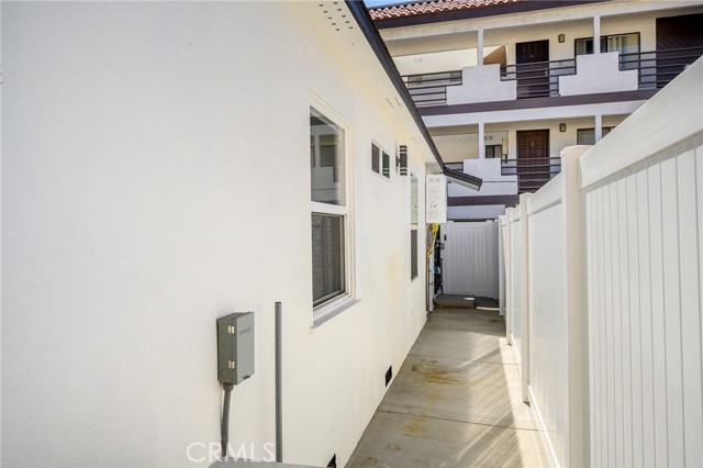 Detail Gallery Image 22 of 23 For 1025 Linden Ave a,  Glendale,  CA 91201 - 3 Beds | 2 Baths