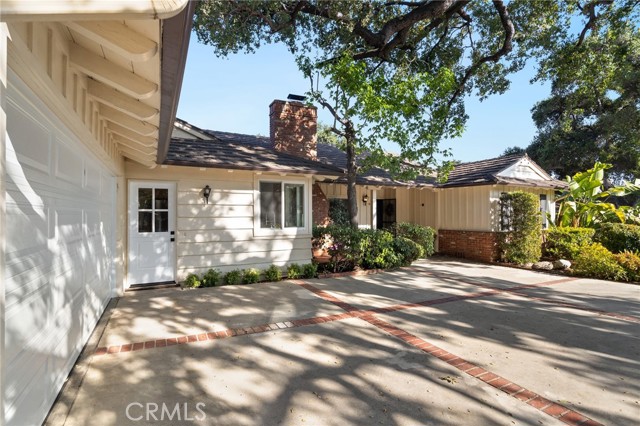 1648 Highland Oaks Drive, Arcadia CA: https://media.crmls.org/medias/09ee23e2-c10b-4d3f-8509-9c092c67f61a.jpg