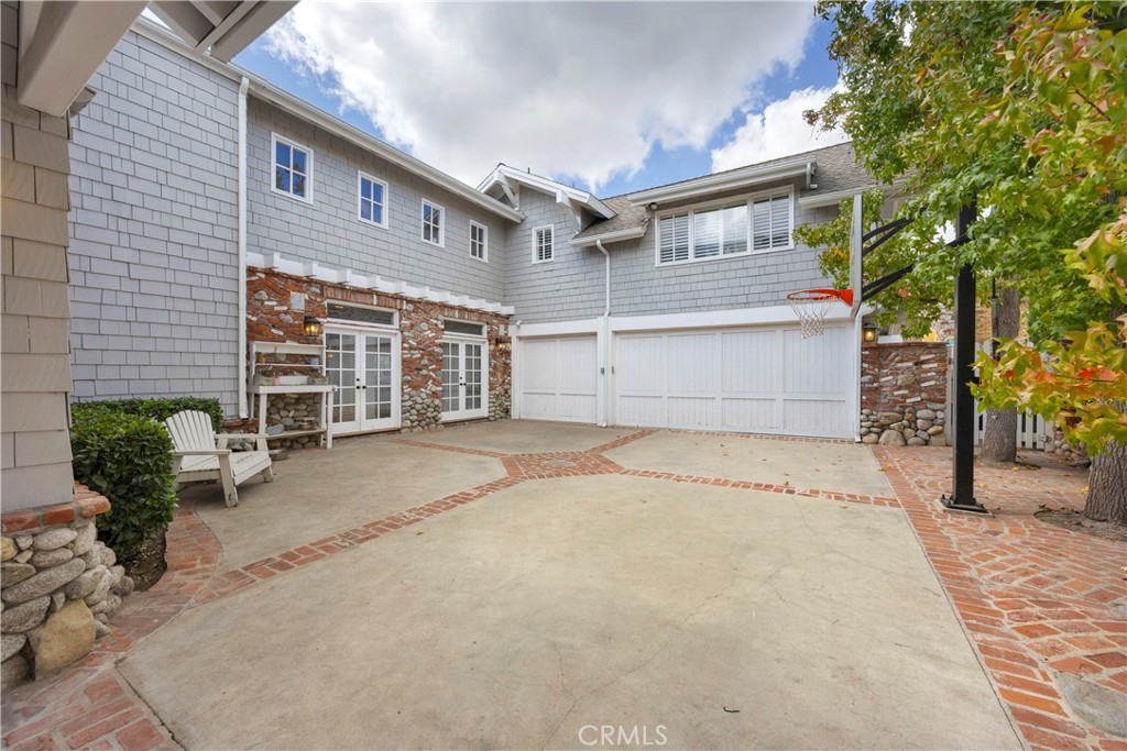 09ef164b 803a 4a4a Ab33 00b3d6e4d94f