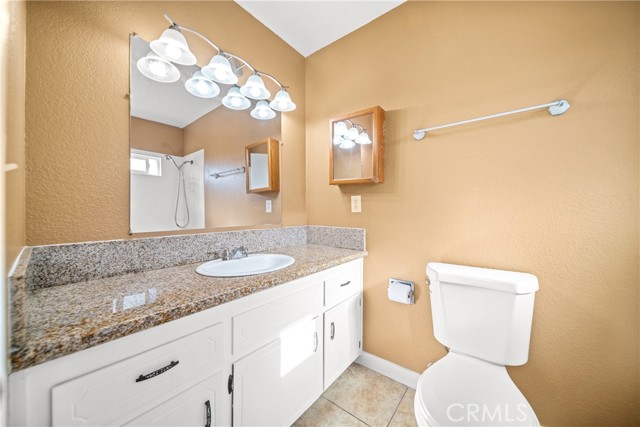 Detail Gallery Image 14 of 29 For 11080 5th Ave, Hesperia,  CA 92345 - 3 Beds | 2 Baths