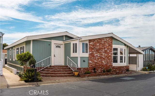 Detail Gallery Image 2 of 44 For 23301 Ridge Route Dr #56,  Laguna Hills,  CA 92653 - 3 Beds | 2 Baths