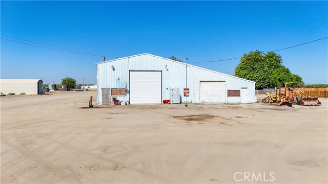 23174 Road 6, Chowchilla CA: https://media.crmls.org/medias/09f0790a-2b7d-4f8b-99f7-ffdb230aae95.jpg